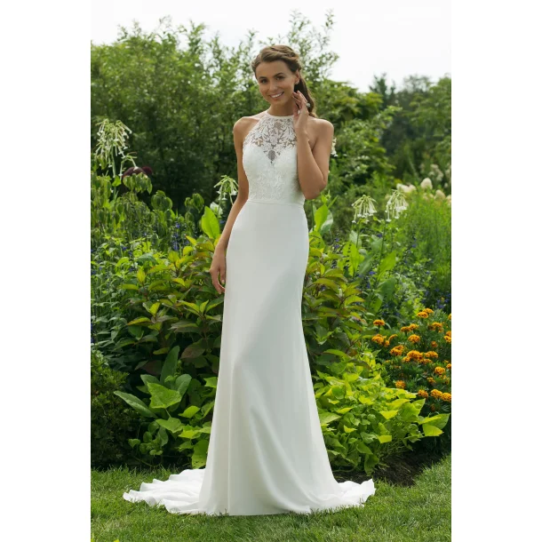 Brudekjole 11002 i Fit &amp; Flare fra Sweetheart