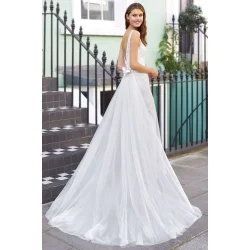 Brudekjole 11128 i Fit &amp; Flare fra Adora