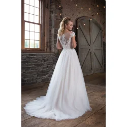 Brudekjole 1119 i A-Line fra Sweetheart
