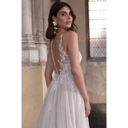 Brudekjole 11304 i A-Line fra Adora