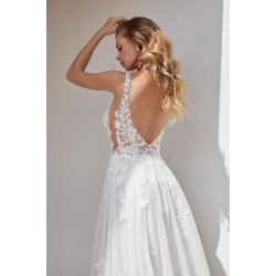 Brudekjole 11359 i A-Line fra Adora