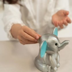 Fortinnet sparebsse elefant (lysebl)