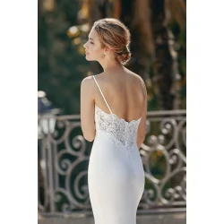 Brudekjole 44123 i Fit &amp; Flare fra Sincerity