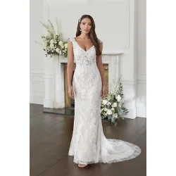 Brudekjole 44375 i Fit &amp; Flare fra Sincerity