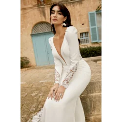 Brudekjole 44478 i Fit &amp; Flare fra Sincerity