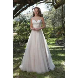 Brudekjole 6169 i A-Line fra Sweetheart