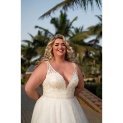 Brudekjole Heidi Plus Size fra Bridalstar