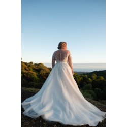 Brudekjole Joya Plus Size fra Bridalstar