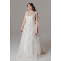 Brudekjole Kikka i A-Line fra V &amp; V
